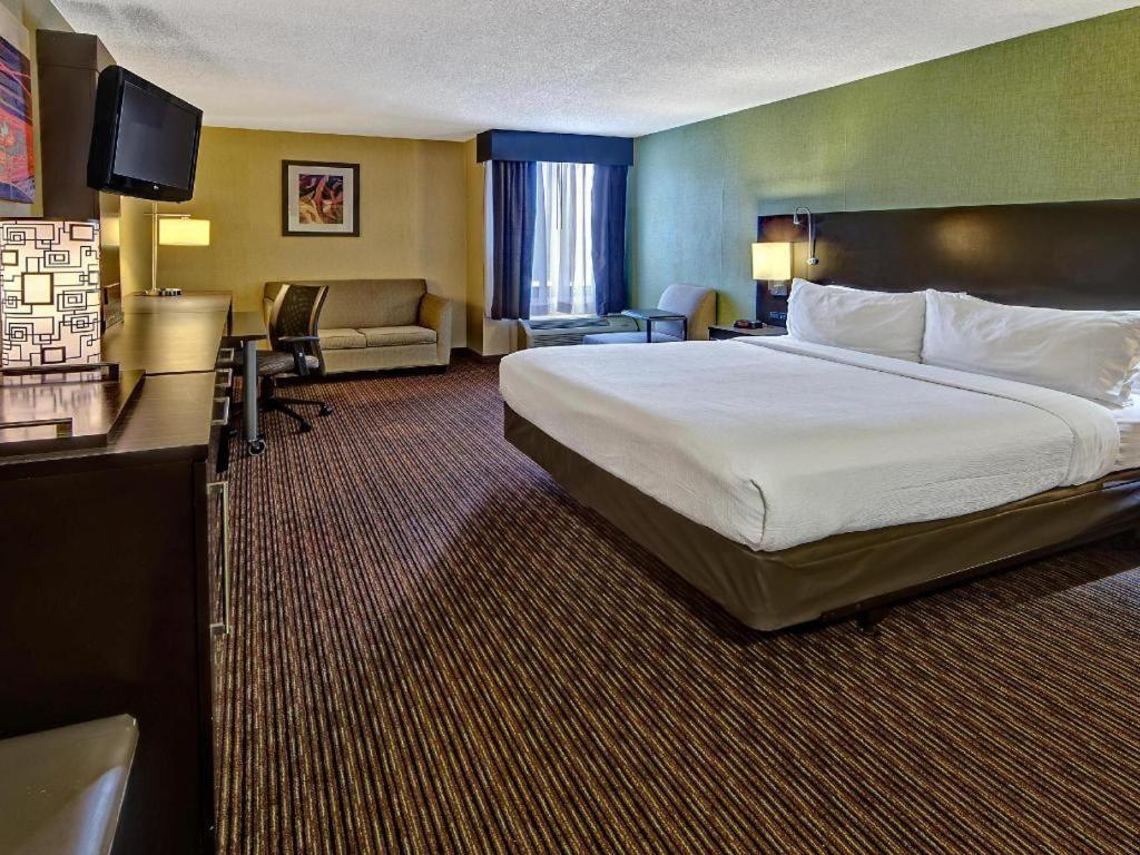 Clarion Hotel & Suites Conference Center Memphis Airport Εξωτερικό φωτογραφία