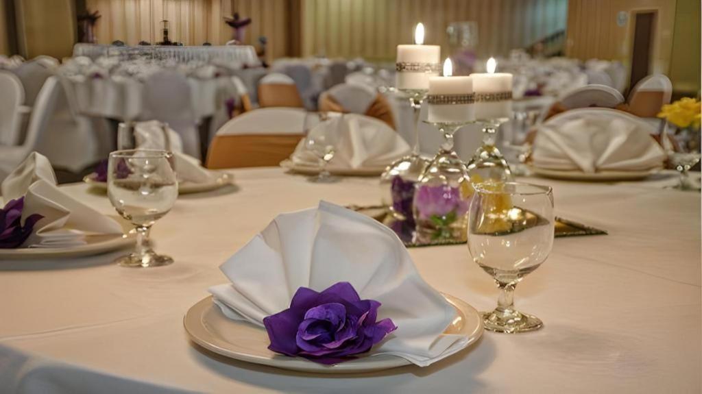 Clarion Hotel & Suites Conference Center Memphis Airport Εξωτερικό φωτογραφία